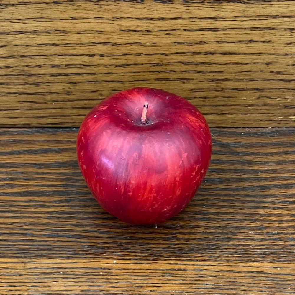 New Apple Candle